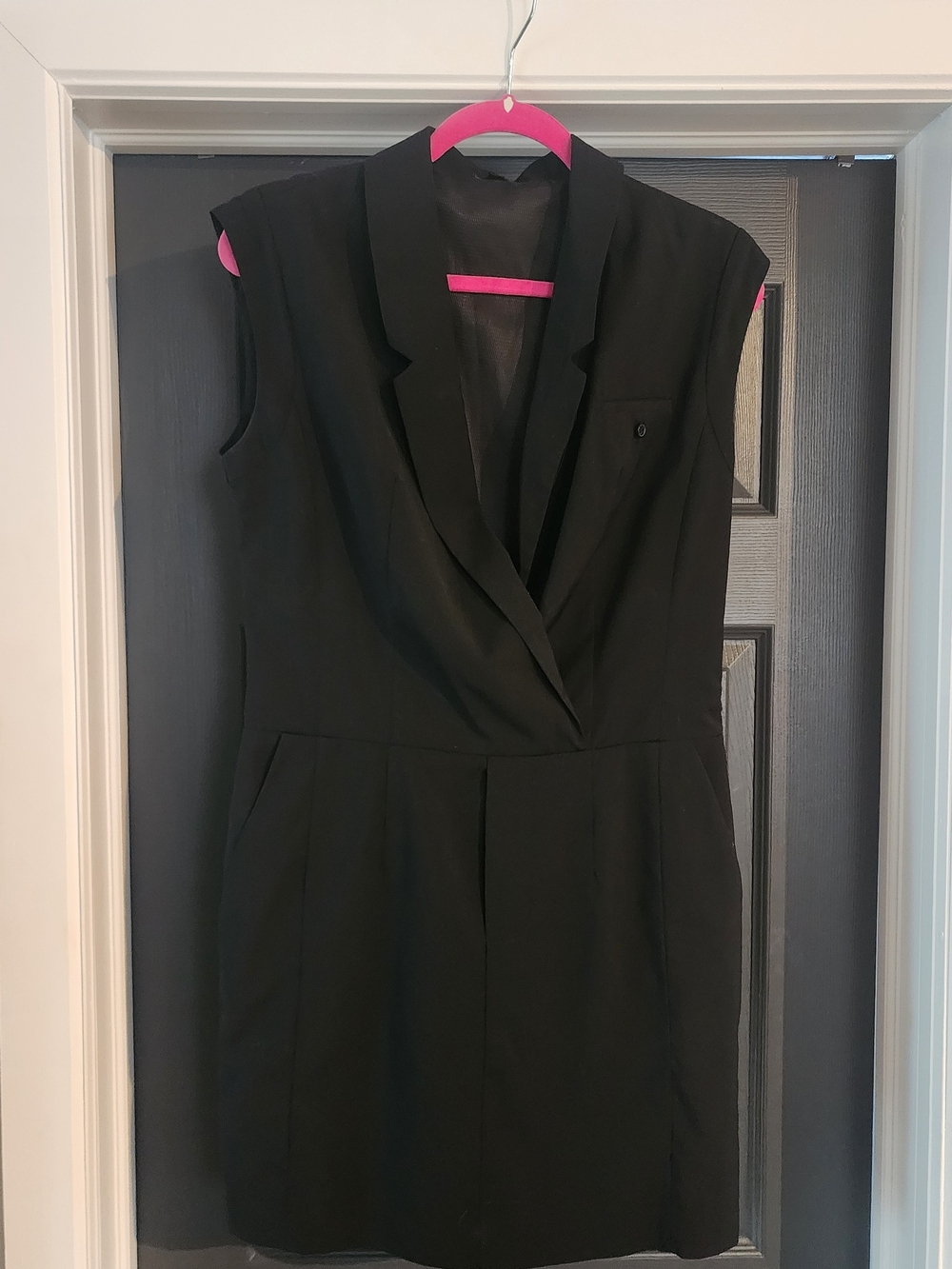 FullCircle Black Mini Suit Dress - Sleek Sleeveless Style UK12 us8